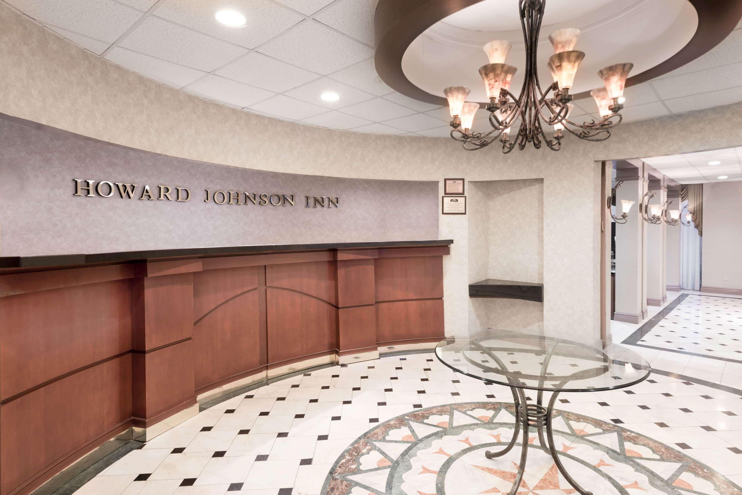 Howard Johnson By Wyndham Newburgh Eksteriør billede